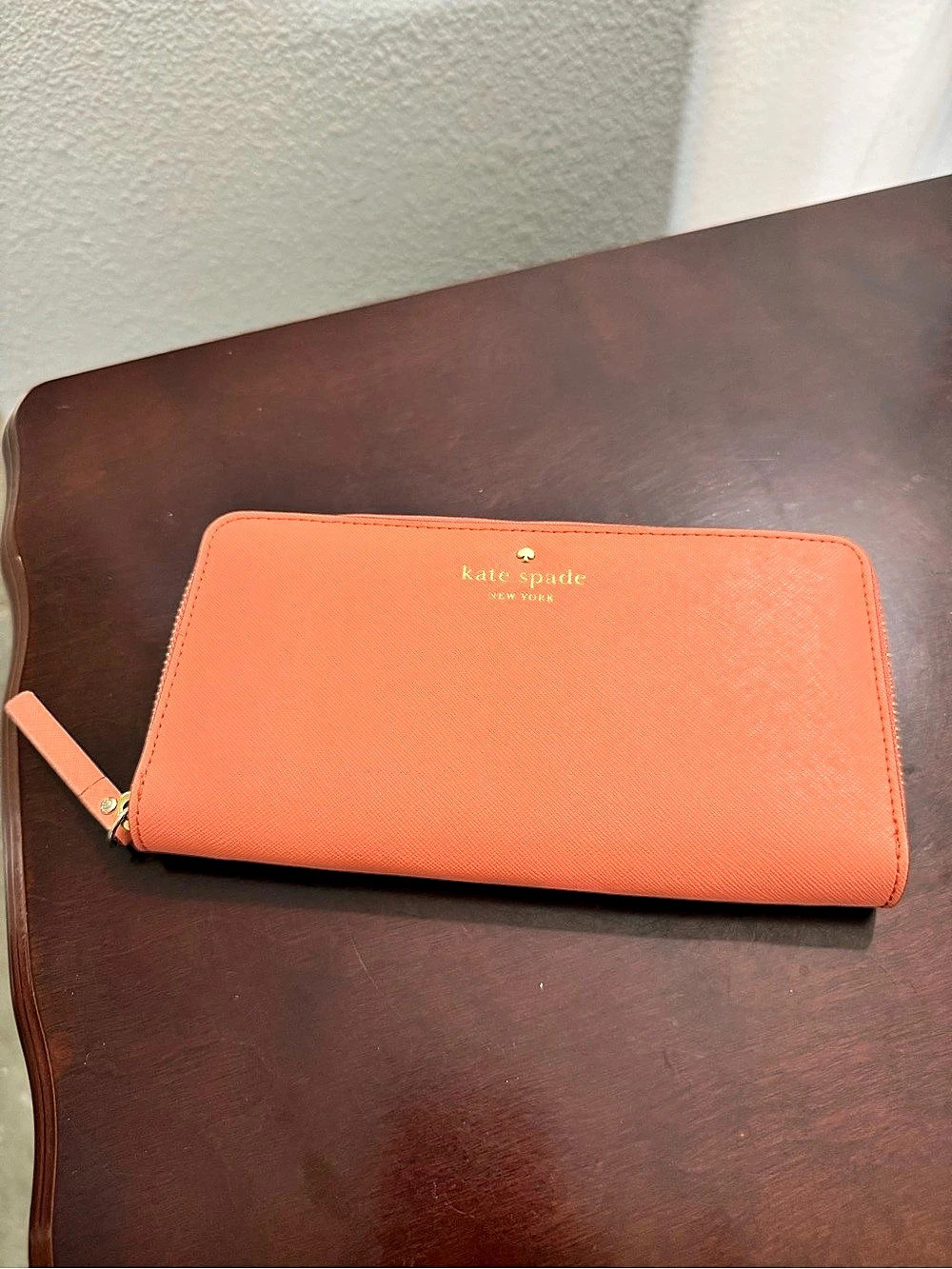 kate spade new york Zip-Around Wallet in Orange/Coral